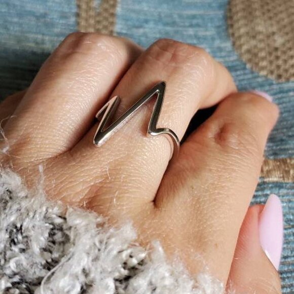 Heartbeat Ring, Sterling Silver Ring, Simple Women Ring, Tarnish Free, - Picture 3 of 7